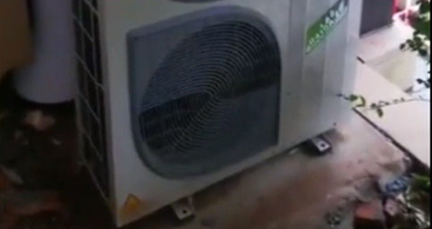 空气源热泵